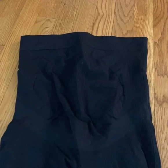 Blanqi Black Maternity Leggings Size Small - Picture 2 of 4